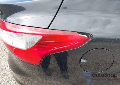 2013 Ford Focus Se z USA, uszkodzony, nr VIN 1FADP3F28DL232167